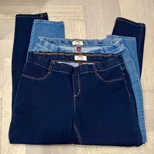 LEI Women's Dual-Tone Skinny Jeans - Dark and Light Blue lot size 9